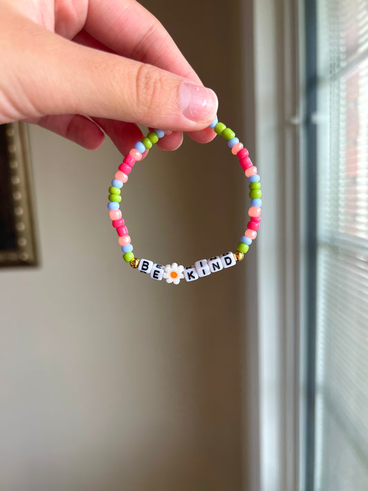 Be Kind Daisy Bracelet